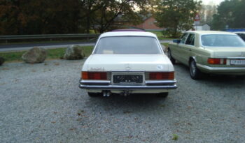 Mercedes-Benz 280-450 (W116) 280 SE full