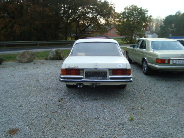 Mercedes-Benz 280-450 (W116) 280 SE full