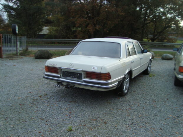 Mercedes-Benz 280-450 (W116) 280 SE full