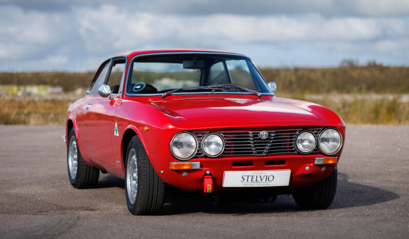 Alfa Romeo 2000 GTJ full