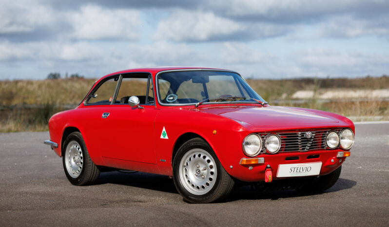 Alfa Romeo 2000 GTJ full