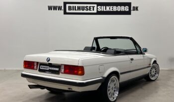 BMW 3-serie E30 320i 2,0 Cabriolet 2d full