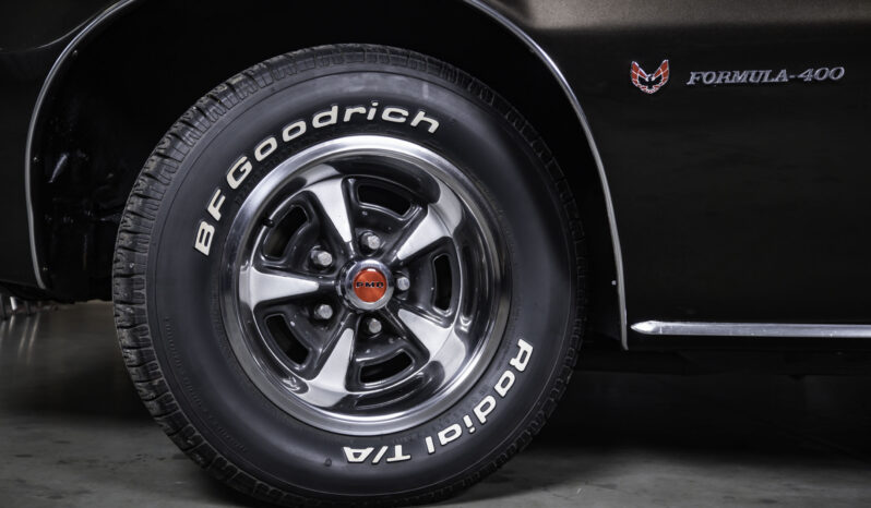 Pontiac Firebird Formula 400 full