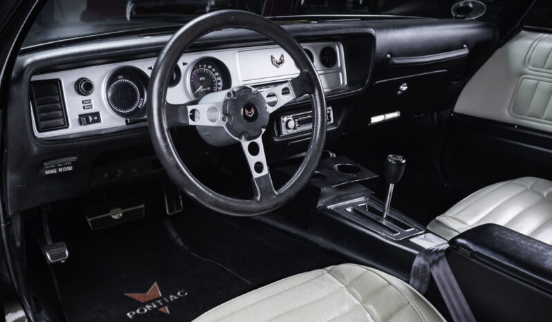 Pontiac Firebird Formula 400 full