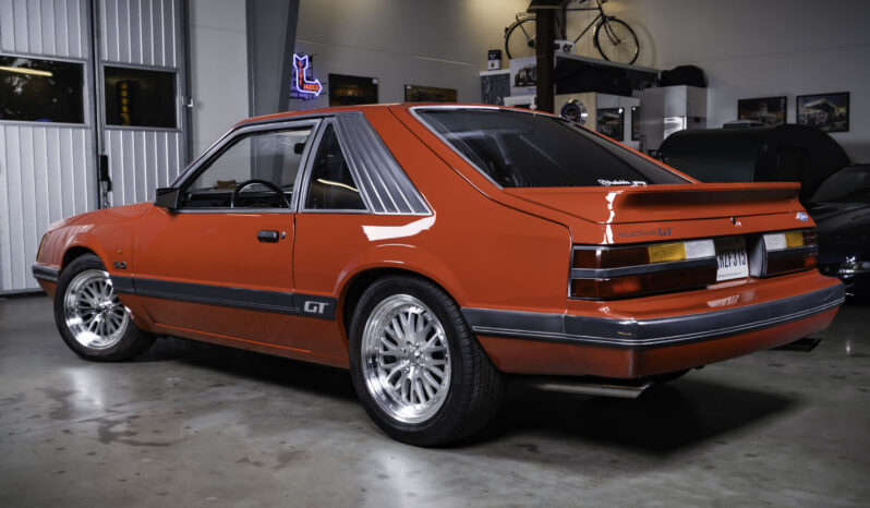 Ford Mustang GT Fastback full