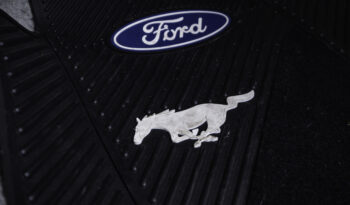 Ford Mustang GT Fastback full