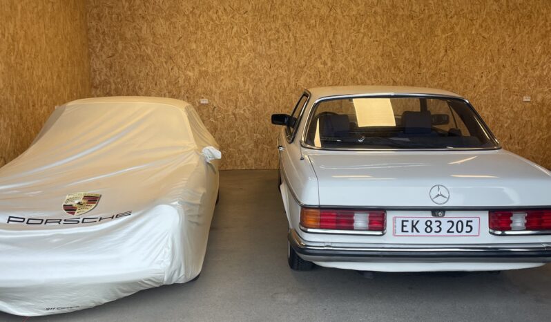 Mercedes-Benz 200-300 (W123) 230CE full