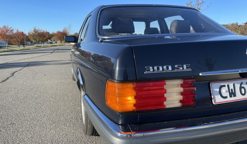 Mercedes-Benz S-Klasse (W126) SE 300 full