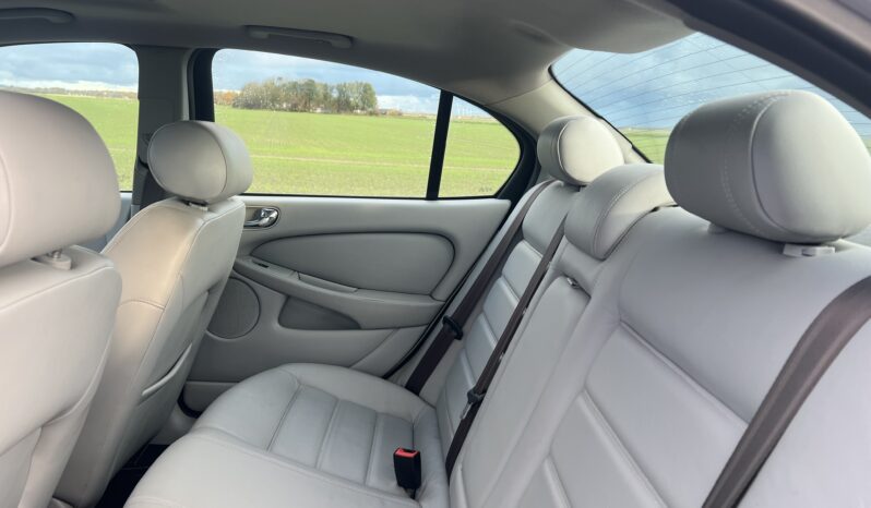 Jaguar X-Type 2,5 V6 4×4 full