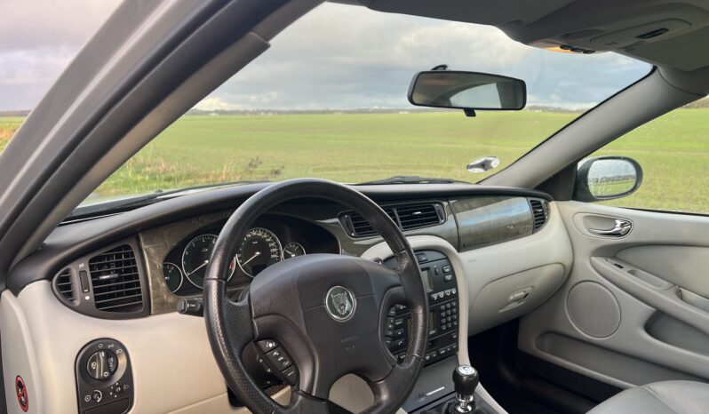 Jaguar X-Type 2,5 V6 4×4 full