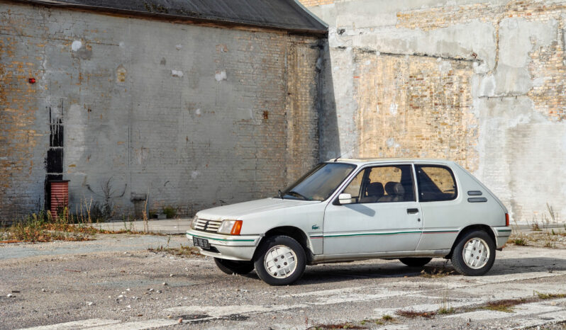 Peugeot 205 1,4 XR Lacoste full