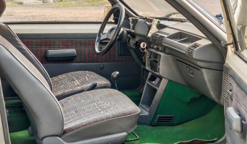 Peugeot 205 1,4 XR Lacoste full