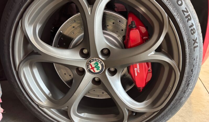 Alfa Romeo Giulietta 1750 Veloce full