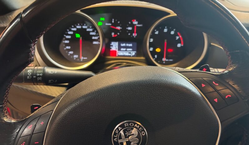 Alfa Romeo Giulietta 1750 Veloce full