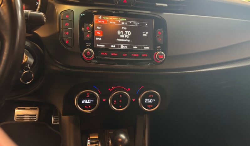 Alfa Romeo Giulietta 1750 Veloce full