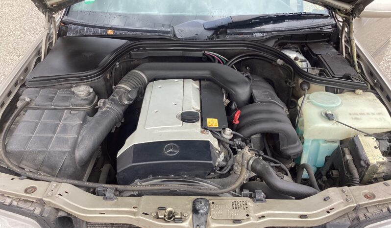 Mercedes-Benz 250-280 CE (W114) 280 C aut. full