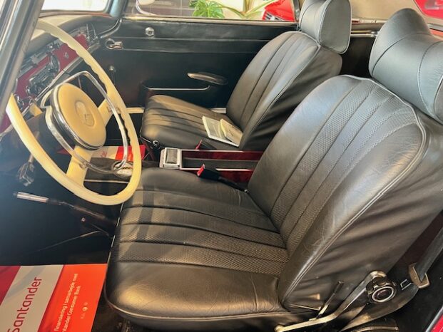 Mercedes-Benz SL (W113) Sl 230 6 cyl. Pegode Cabriolet full