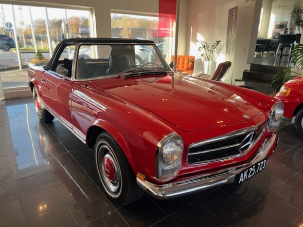 Mercedes-Benz SL (W113) Sl 230 6 cyl. Pegode Cabriolet full
