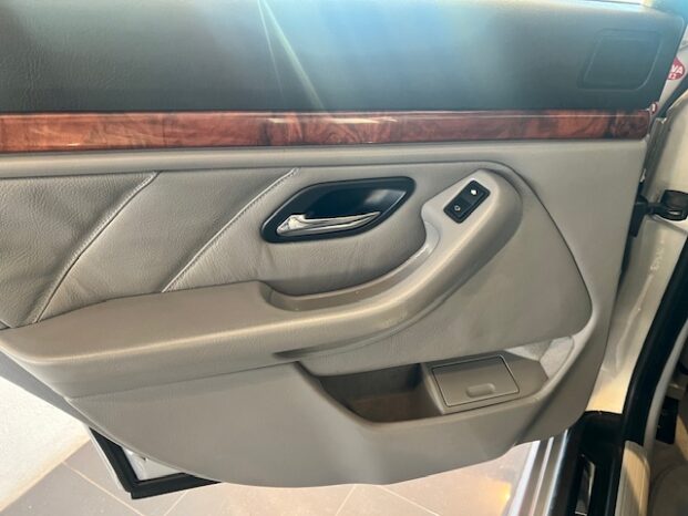 BMW 5-serie E39 520 i Steptronic/Aut. full