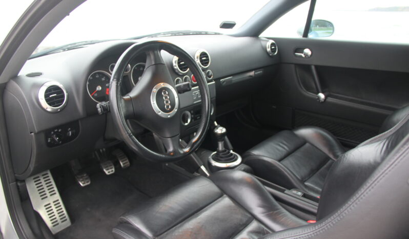 Audi TT 1,8 Turbo 225 quattro full