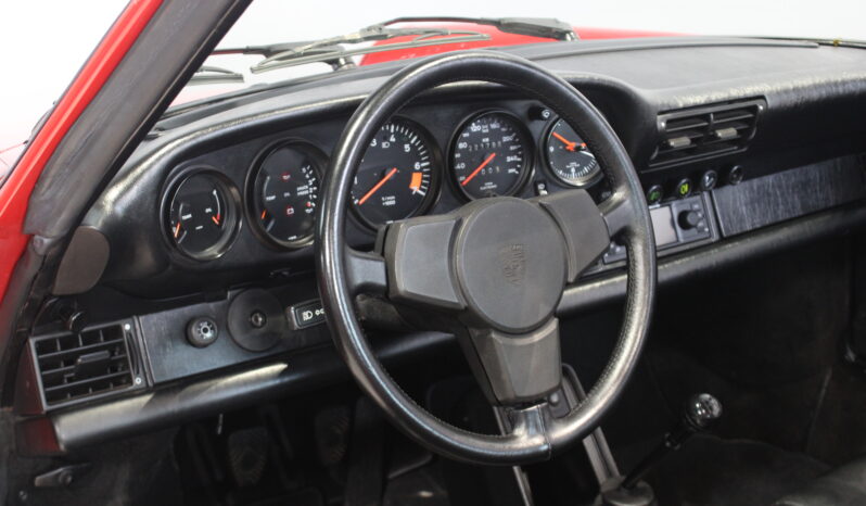 Porsche 911 930 3,2 Carrera Targa full
