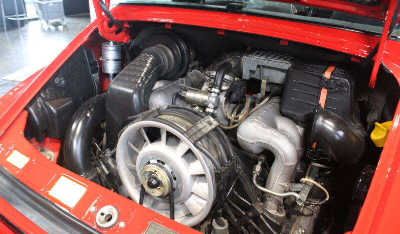 Porsche 911 930 3,2 Carrera Targa full