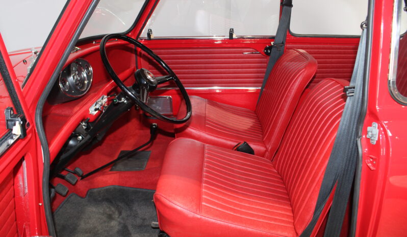 Mini Mini Masccot 850 full