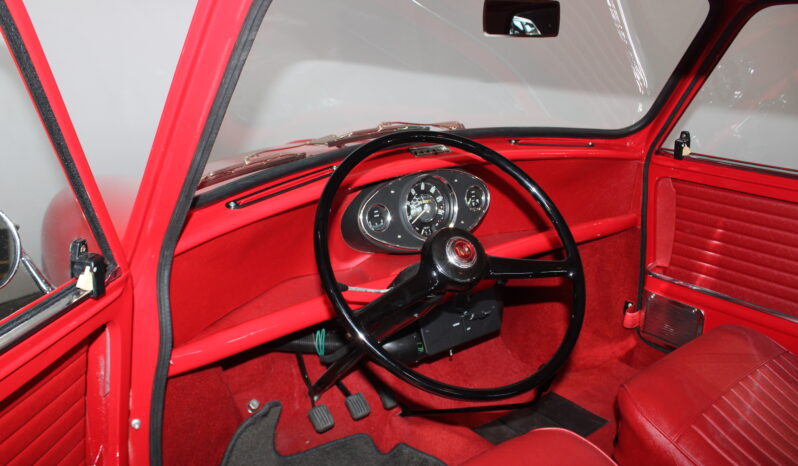 Mini Mini Masccot 850 full