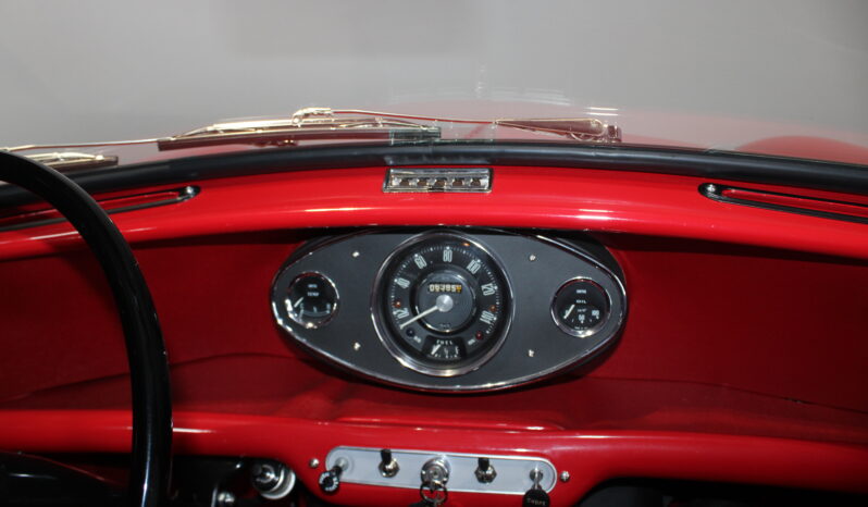 Mini Mini Masccot 850 full