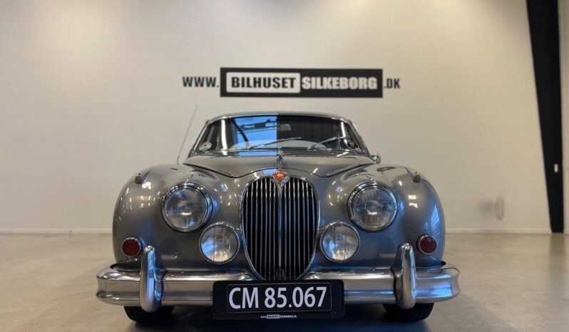 Jaguar Mk II 3,4 Saloon 4d full