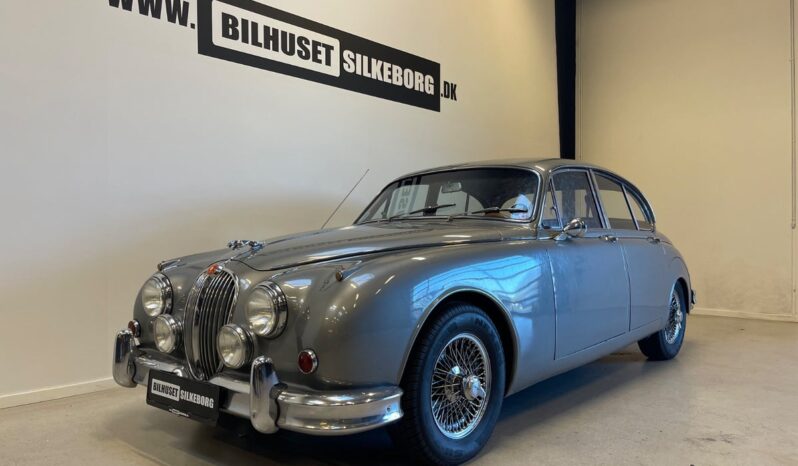 Jaguar Mk II 3,4 Saloon 4d full