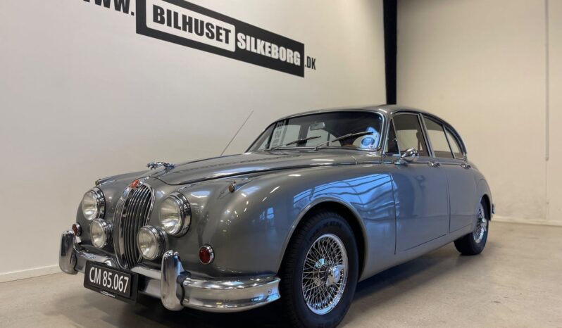 Jaguar Mk II 3,4 Saloon 4d full
