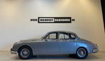 Jaguar Mk II 3,4 Saloon 4d full