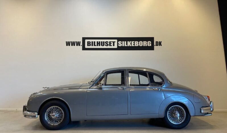 Jaguar Mk II 3,4 Saloon 4d full