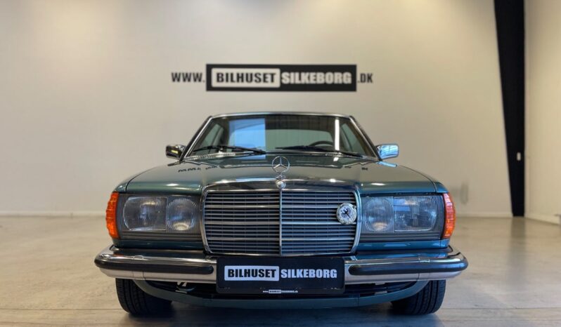 Mercedes-Benz 200-300 (W123) 230 CE 2,3 aut. 2d full