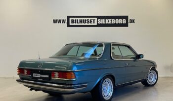 Mercedes-Benz 200-300 (W123) 230 CE 2,3 aut. 2d full