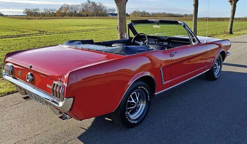 Ford Mustang V8 4,7 Convertible full