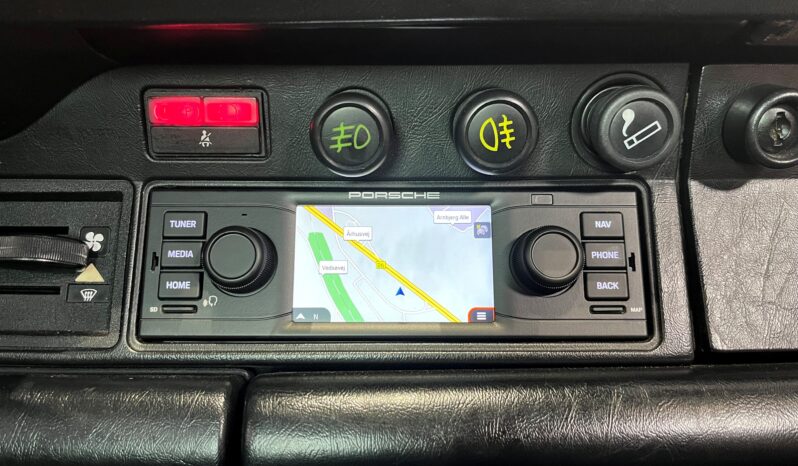 Porsche 911 930 3,2 Carrera Targa full