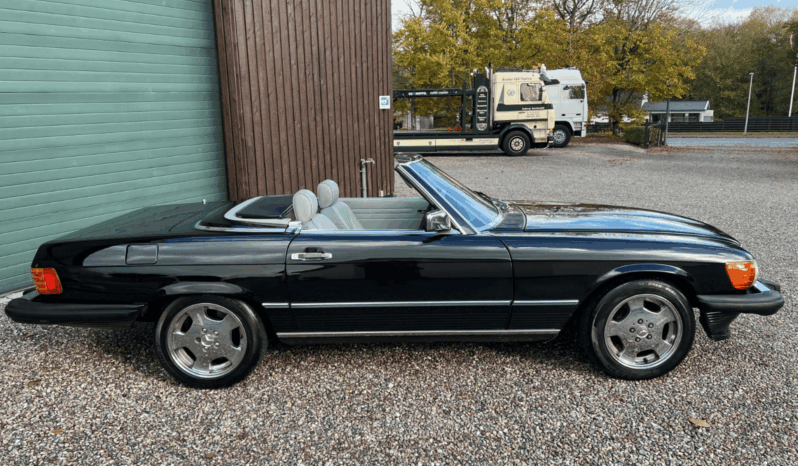 Mercedes-Benz SL-Klasse (R107) 560 SL 5,6 Cabriolet aut. full