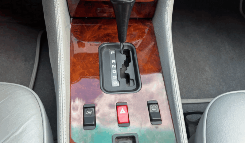 Mercedes-Benz SL-Klasse (R107) 560 SL 5,6 Cabriolet aut. full