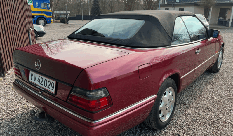 Mercedes-Benz E-Klasse (W124) E200 2,0 Cabriolet full