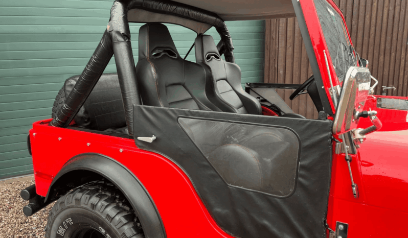 Jeep CJ-5 5,9 4X4 full