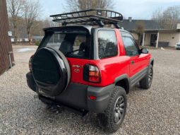 Toyota RAV4 2,0 4×4 full