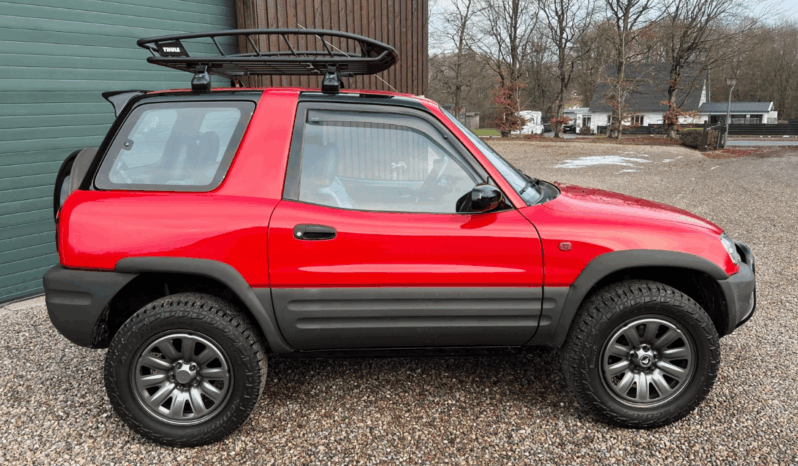 Toyota RAV4 2,0 4×4 full