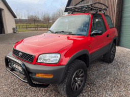 Toyota RAV4 2,0 4×4 full