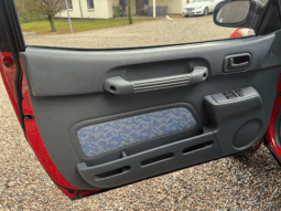 Toyota RAV4 2,0 4×4 full