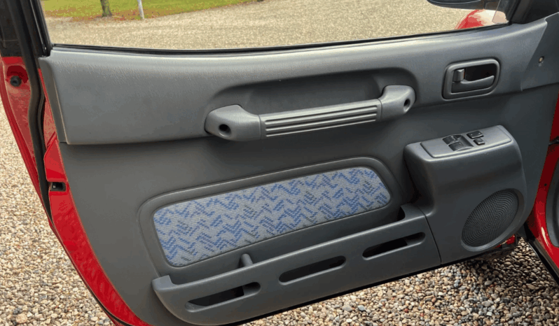 Toyota RAV4 2,0 4×4 full