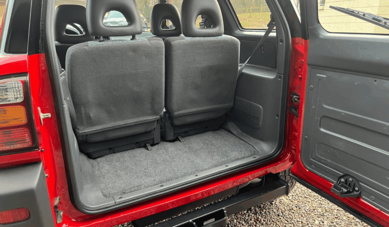 Toyota RAV4 2,0 4×4 full