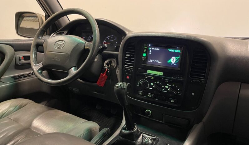 Toyota Landcruiser 4,2 TD 4×4 LE 5d full