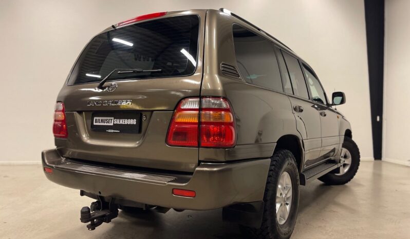 Toyota Landcruiser 4,2 TD 4×4 LE 5d full